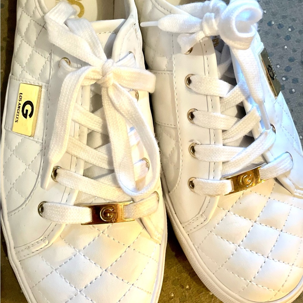 GBG Los Angeles White Sneakers Classic Minimalist Design